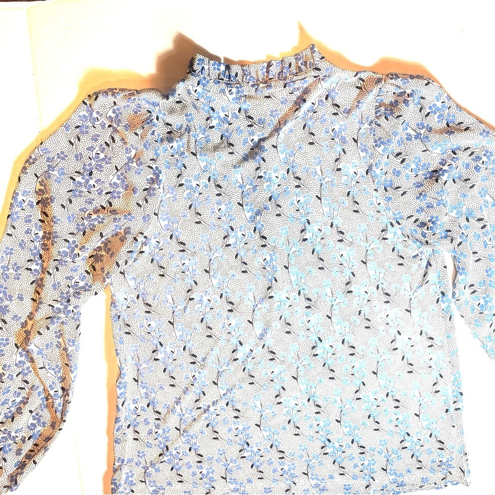 “LOFT Blue Floral Tie Neck Blouse Romantic Boho Cottagecore” Sz. Small - Picture 11 of 12